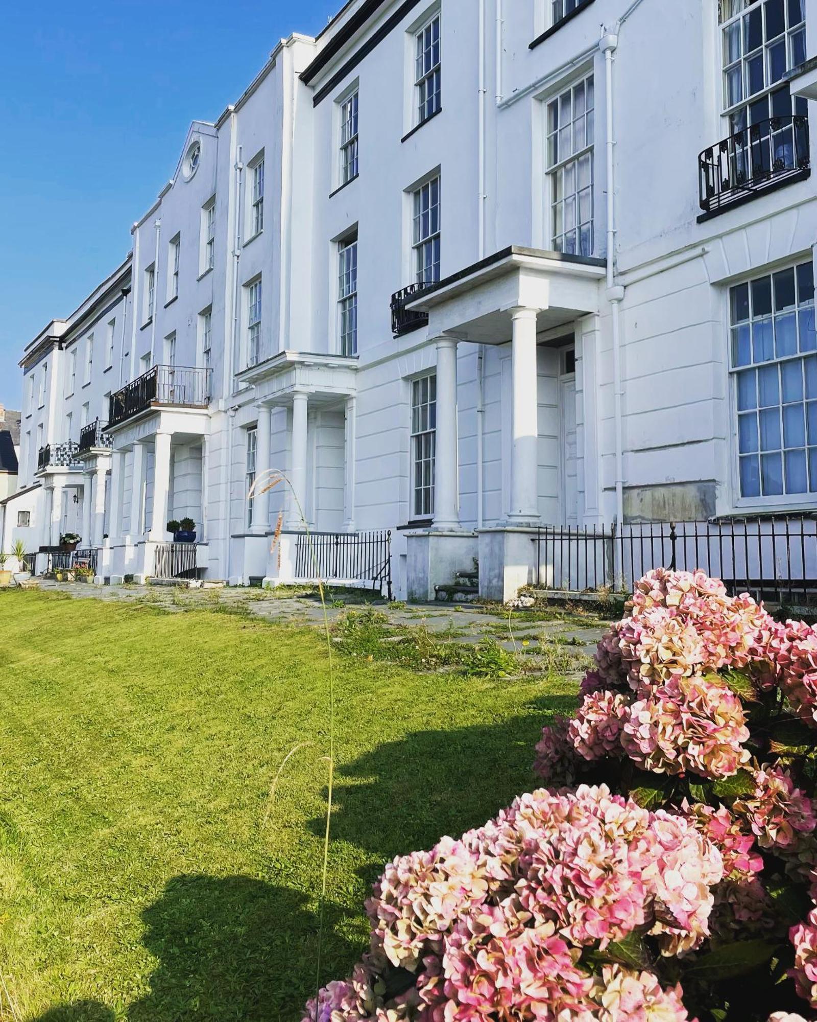 Paramount Apartments Ilfracombe, Arty Seaside Holiday Apartments Dış mekan fotoğraf